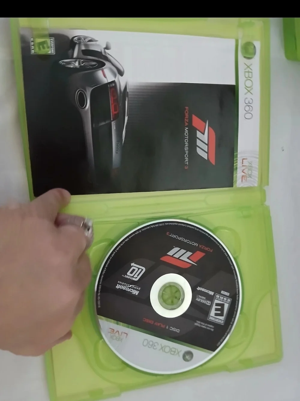 Forza Motorsport 3 -  Xbox 360 - Racing Game - Manual Included, 2 Disc